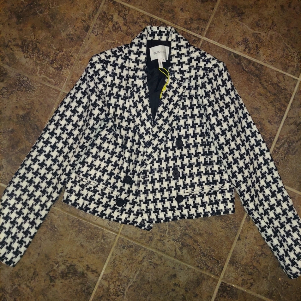 BCBG black in white Jacket